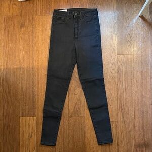 GAP Women's Black Universal Jegging Sky High